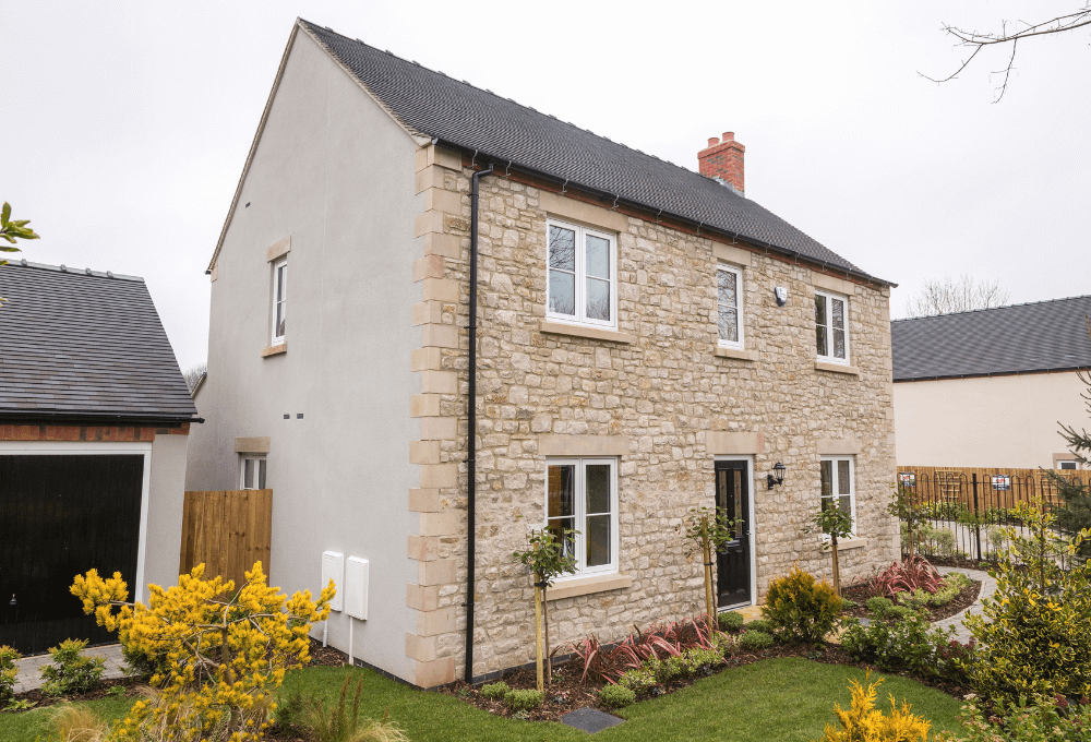 Modus Window White external