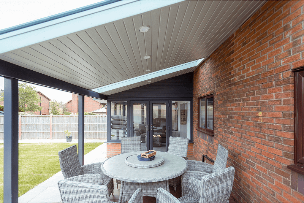 how much does a conservatory cost uk