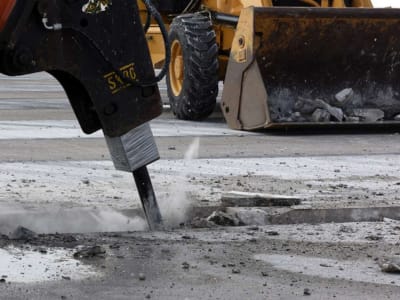 hydraulic breaker attachment