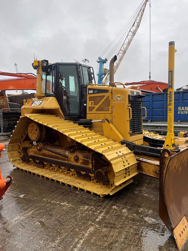 CAT D6N LGP Dozer