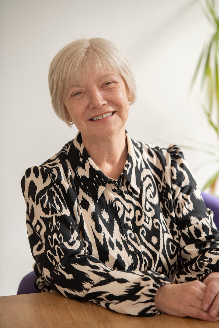 image of Karen Owens